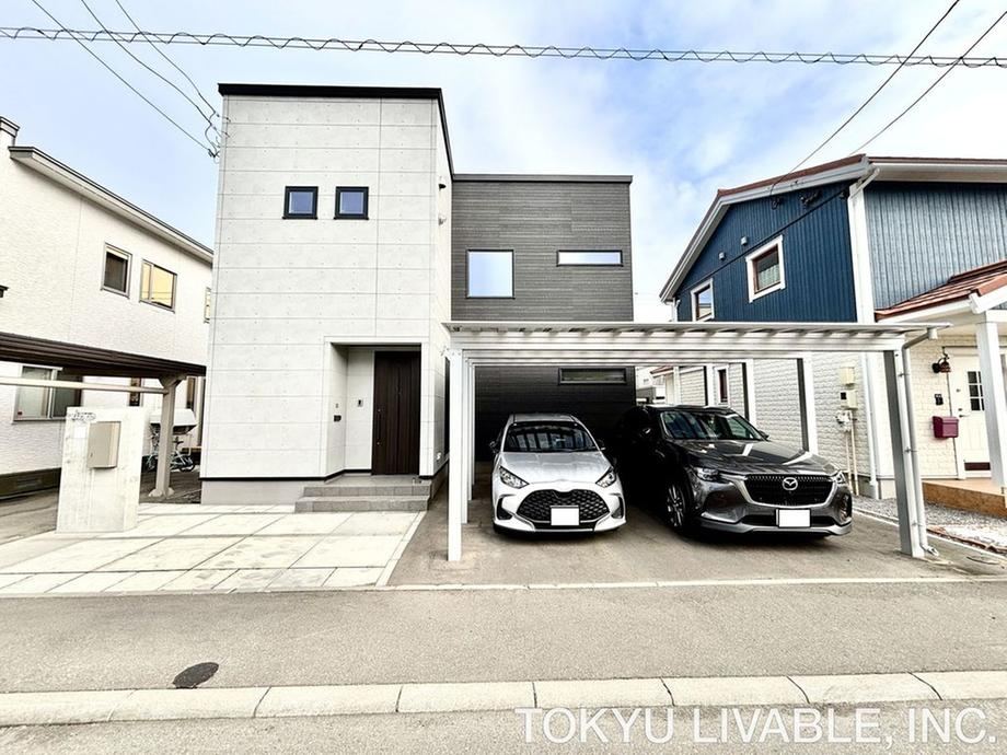 4LDK+S house in Nishi Ward, Sapporo, Hokkaido - Photo 1