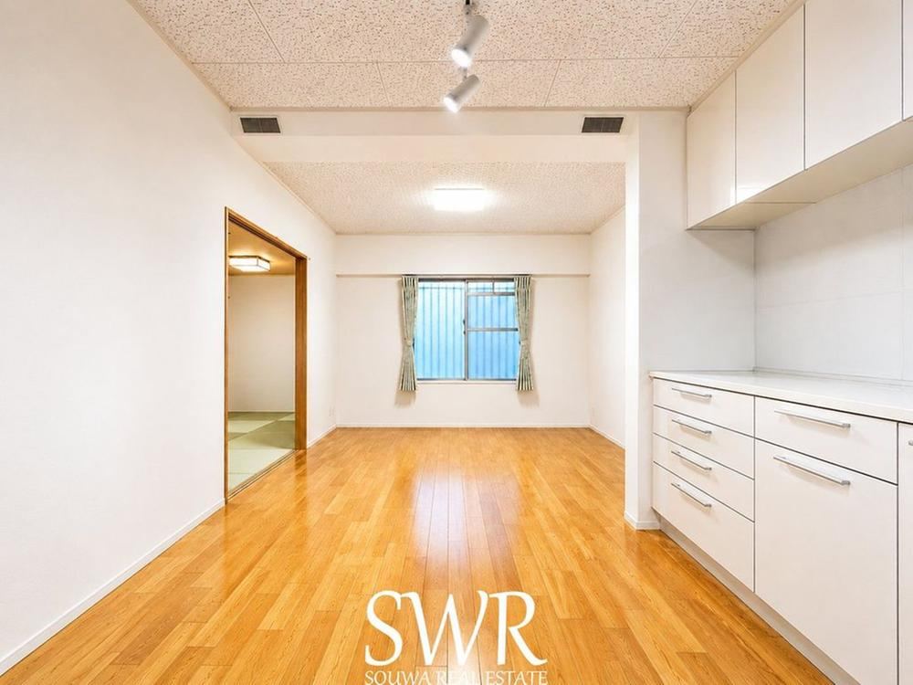 4LDK apartment in Okazaki, Aichi - Photo 1