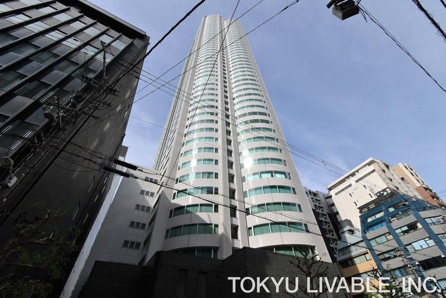 1LDK apartment in Chuo Ward, Osaka - Photo 1