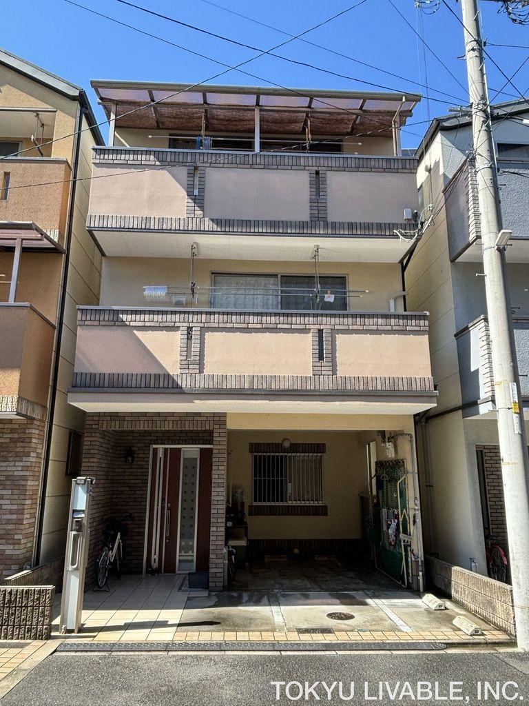 3LDK house in Suita, Osaka - Photo 1