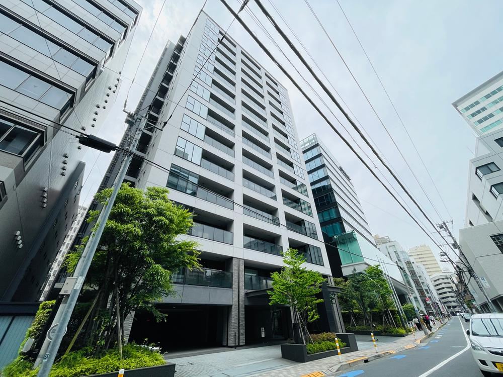 2LDK apartment in Shibuya Ward, Tokyo - Photo 1