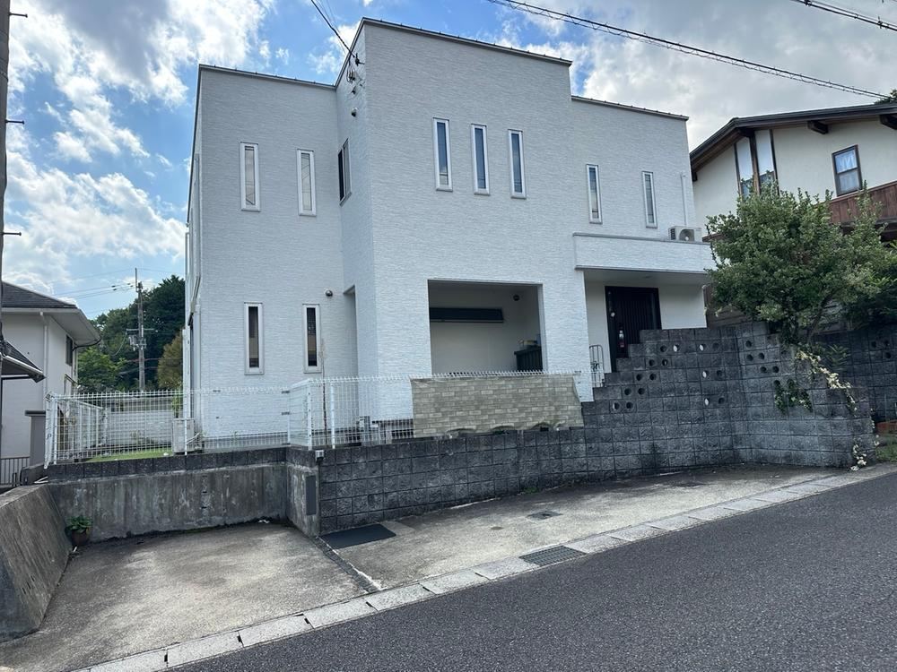 4LDK house in Otsu, Shiga - Photo 1