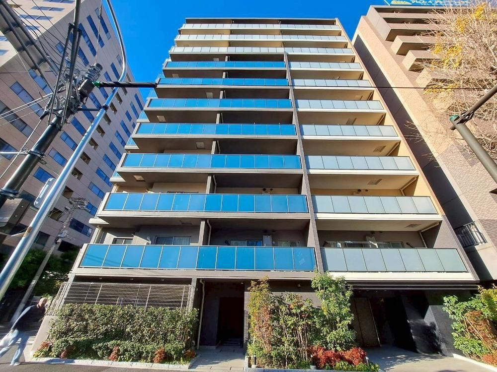 2LDK apartment in Naka Ward, Yokohama, Kanagawa - Photo 1