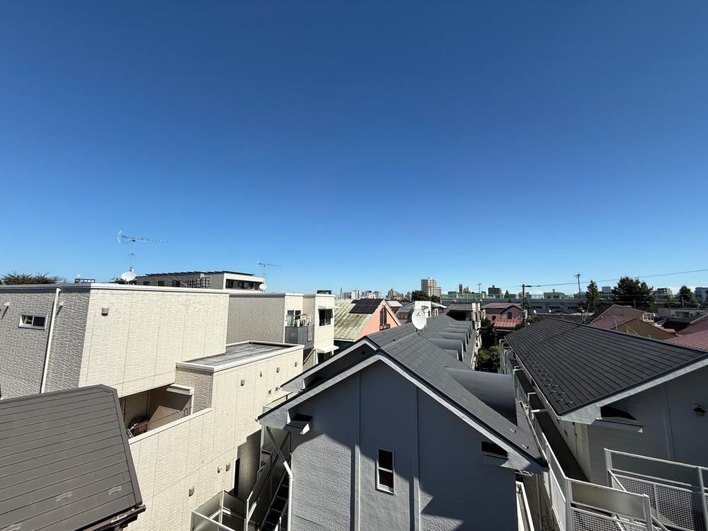 2LDK apartment in Suginami Ward, Tokyo - Photo 1