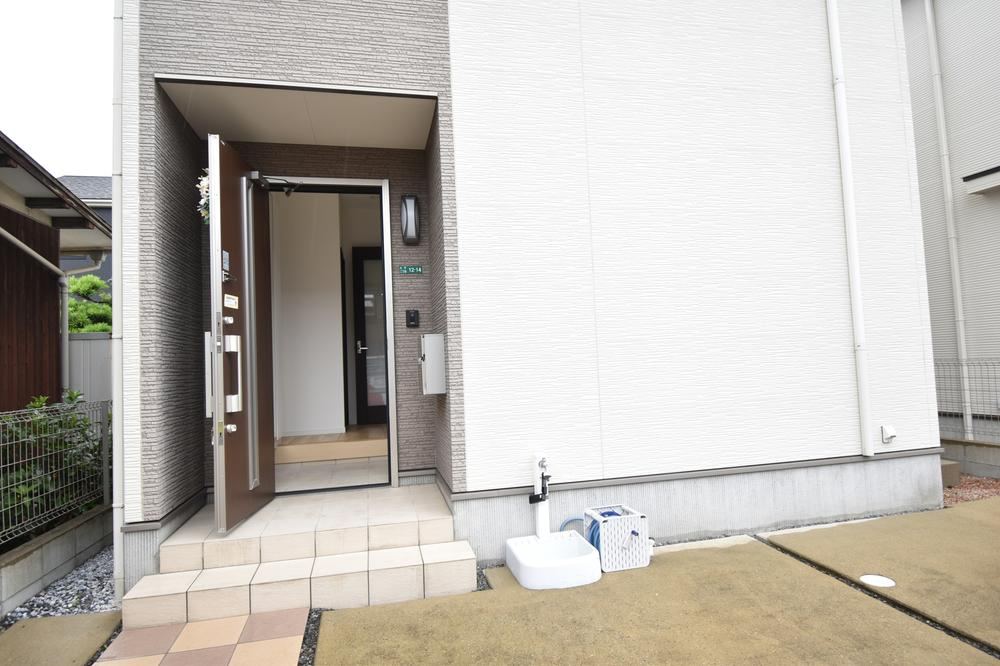 5LDK house in Yahatanishi Ward, Kitakyushu, Fukuoka - Photo 1