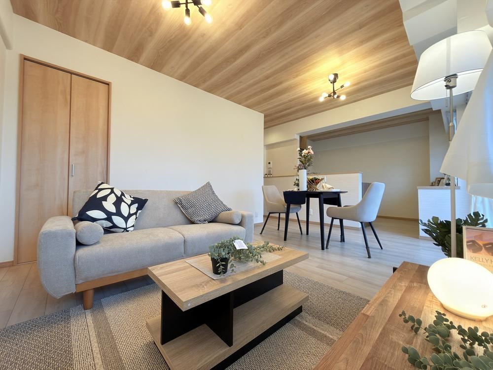 2LDK apartment in Itami, Hyogo - Photo 1