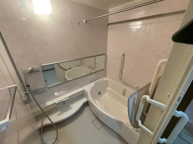 3DK house in Higashiosaka, Osaka - Photo 1
