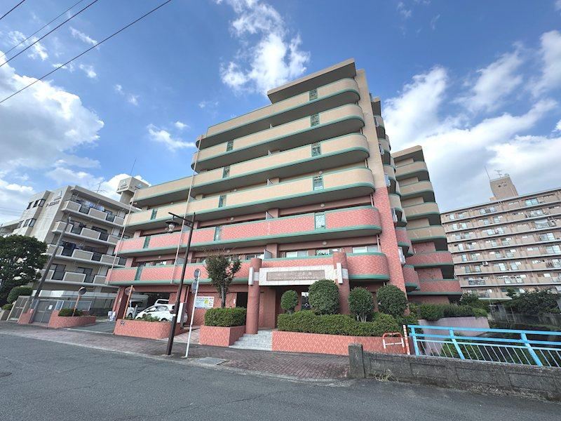 4LDK apartment in Chuo Ward, Kumamoto - Photo 1