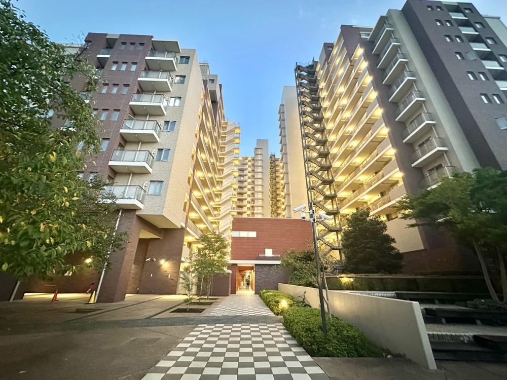 3LDK apartment in Itabashi Ward, Tokyo - Photo 1
