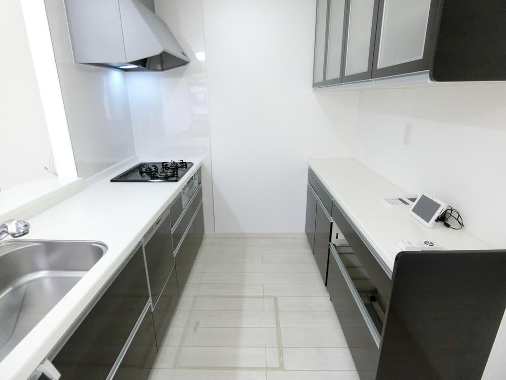 4LDK house in Ichinomiya, Aichi - Photo 1