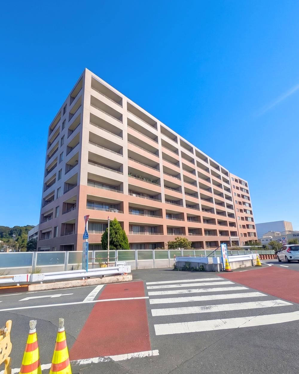 3LDK apartment in Totsuka Ward, Yokohama, Kanagawa - Photo 1