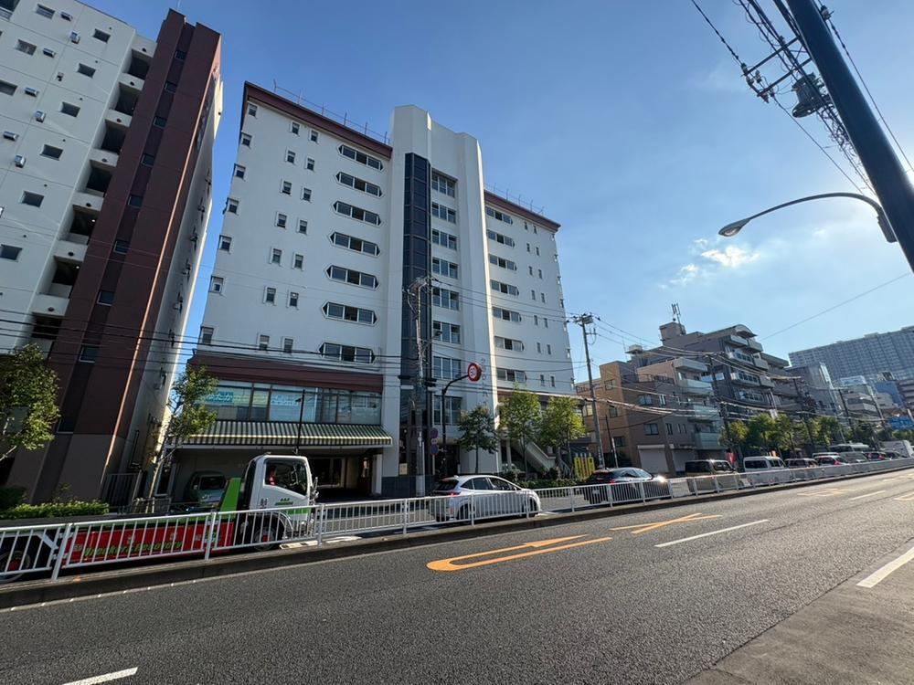 3DK apartment in Edogawa Ward, Tokyo - Photo 1