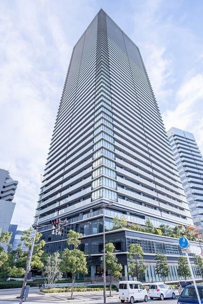 3LDK apartment in Kita Ward, Osaka - Photo 1