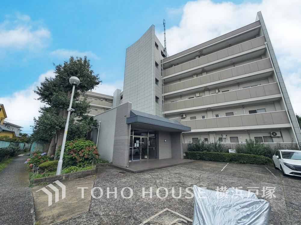 3LDK apartment in Naka Ward, Yokohama, Kanagawa - Photo 1