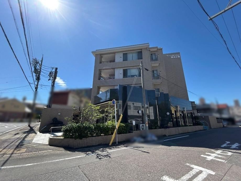 3LDK apartment in Nishi Ward, Nagoya, Aichi - Photo 1