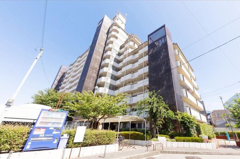 2LDK apartment in Fukushima Ward, Osaka - Photo 1