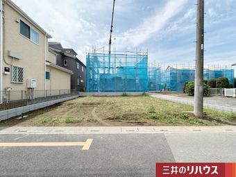 plot of land in Nishi Ward