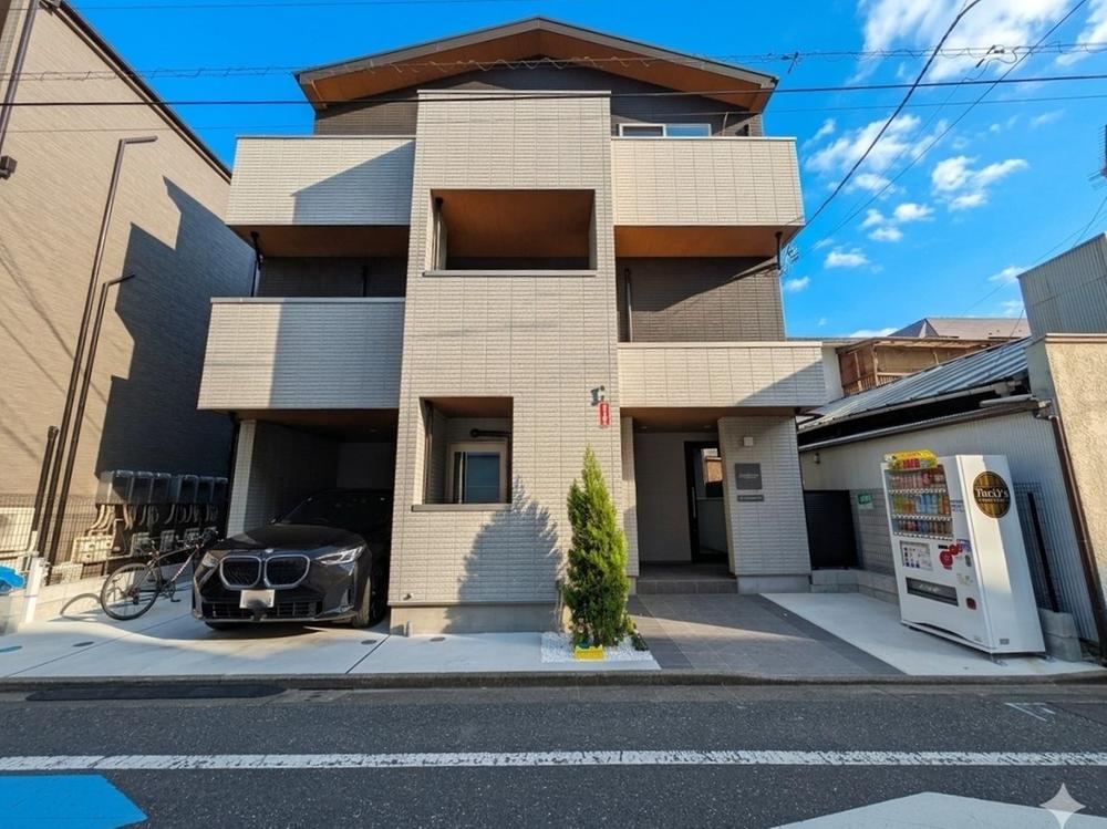 2LDK house in Ota Ward, Tokyo - Photo 1