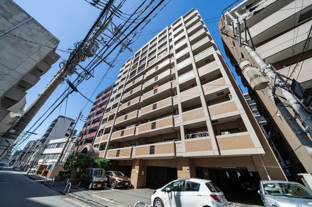 3LDK apartment in Chuo Ward, Fukuoka - Photo 1