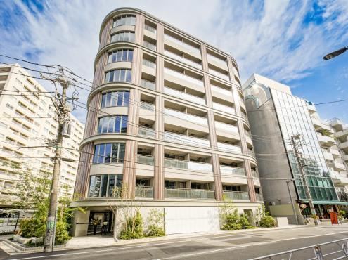 1LDK apartment in Shibuya Ward, Tokyo - Photo 1