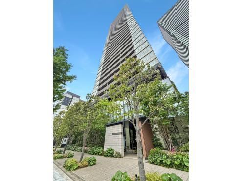 3LDK apartment in Kita Ward, Osaka - Photo 1