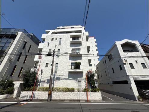 studio apartment in Nerima Ward, Tokyo - Photo 1