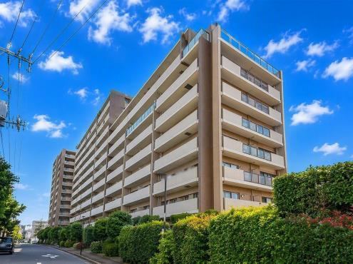 4LDK apartment in Nerima Ward, Tokyo - Photo 1