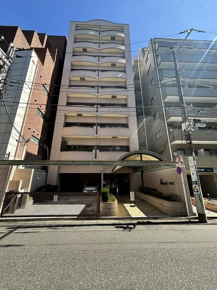 2LDK apartment in Edogawa Ward, Tokyo - Photo 1