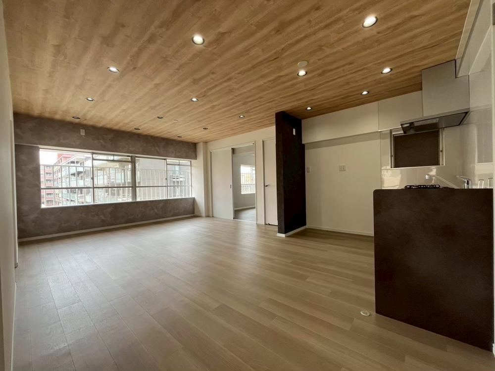 4LDK apartment in Hakata Ward, Fukuoka - Photo 1