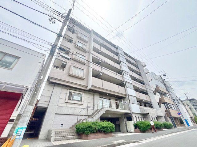3LDK apartment in Tsurumi Ward, Yokohama, Kanagawa - Photo 1