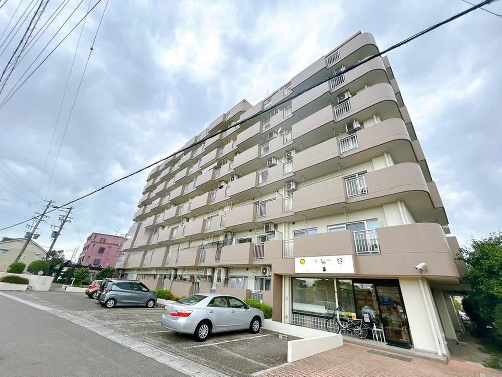 3LDK apartment in Konan, Aichi - Photo 1