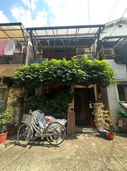 3DK house in Ino Ward, Osaka - Photo 1