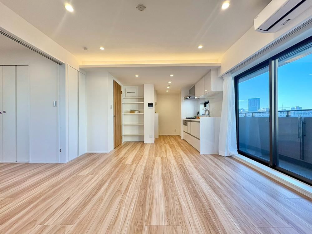 1LDK+S apartment in Shinjuku Ward, Tokyo - Photo 1