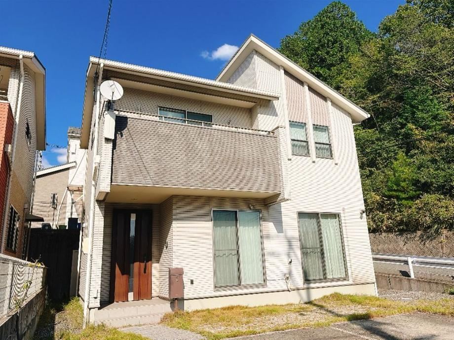 4LDK house in Higashihiroshima, Hiroshima - Photo 1