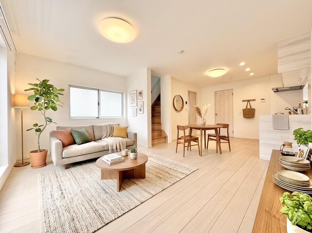 3LDK house in Fuchu, Tokyo - Photo 1