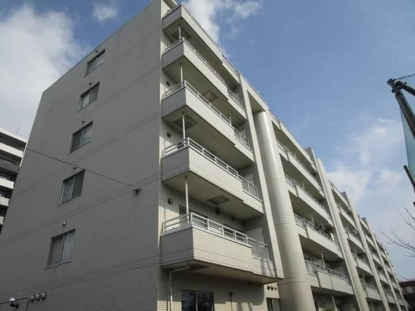 4LDK apartment in Higashi Ward, Sapporo, Hokkaido - Photo 1