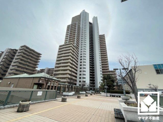 3LDK apartment in Amagasaki, Hyogo - Photo 1