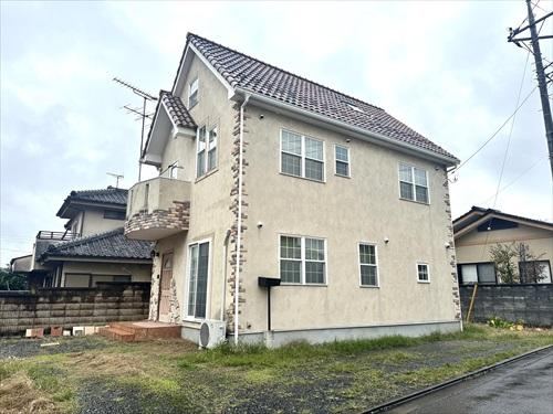 3LDK house in Sano, Tochigi - Photo 1