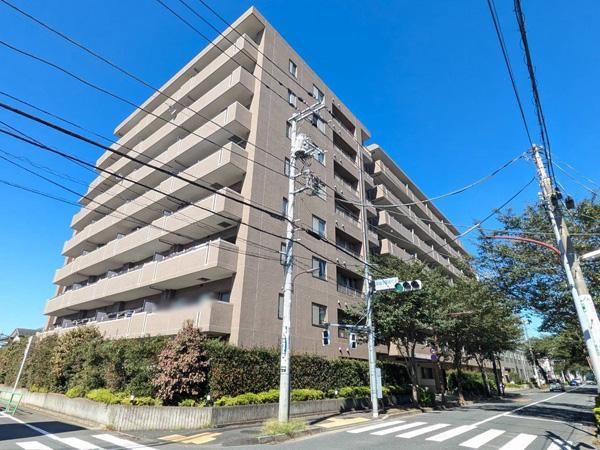 4LDK apartment in Nerima Ward, Tokyo - Photo 1