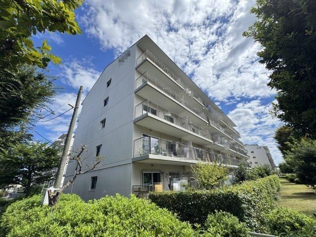 2LDK apartment in Minami Ward, Sagamihara, Kanagawa - Photo 1