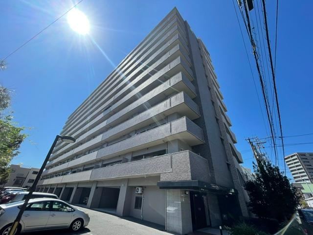 1LDK+S apartment in Kita Ward, Okayama - Photo 1