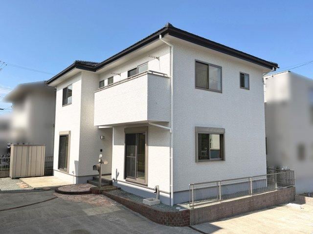 4LDK house in Yokkaichi, Mie - Photo 1