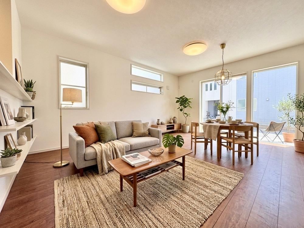 4LDK house in Niiza, Saitama - Photo 1