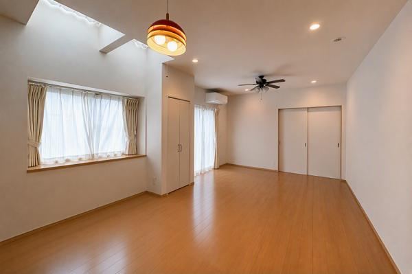 4LDK house in Hanamigawa Ward, Chiba - Photo 1