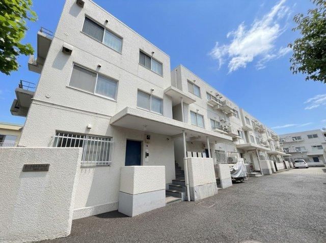 3LDK apartment in Nerima Ward, Tokyo - Photo 1