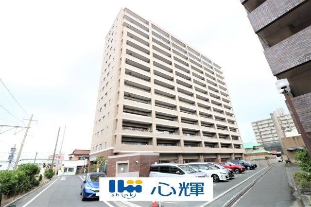 4LDK apartment in Ube, Yamaguchi - Photo 1