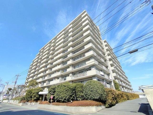 2LDK+S apartment in Ichikawa, Chiba - Photo 1