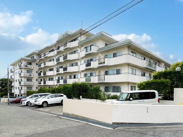 2LDK apartment in Higashinada Ward, Kobe, Hyogo - Photo 1