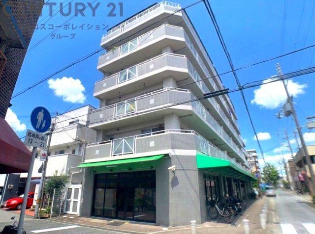 3LDK apartment in Amagasaki, Hyogo - Photo 1