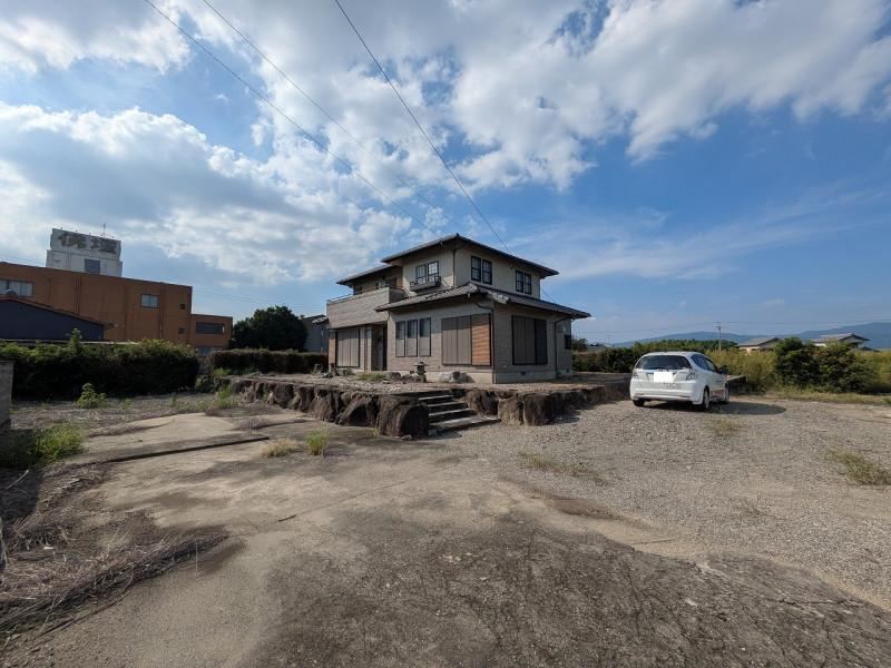 6LDK+2S house in Yoshinogawa, Tokushima - Photo 1